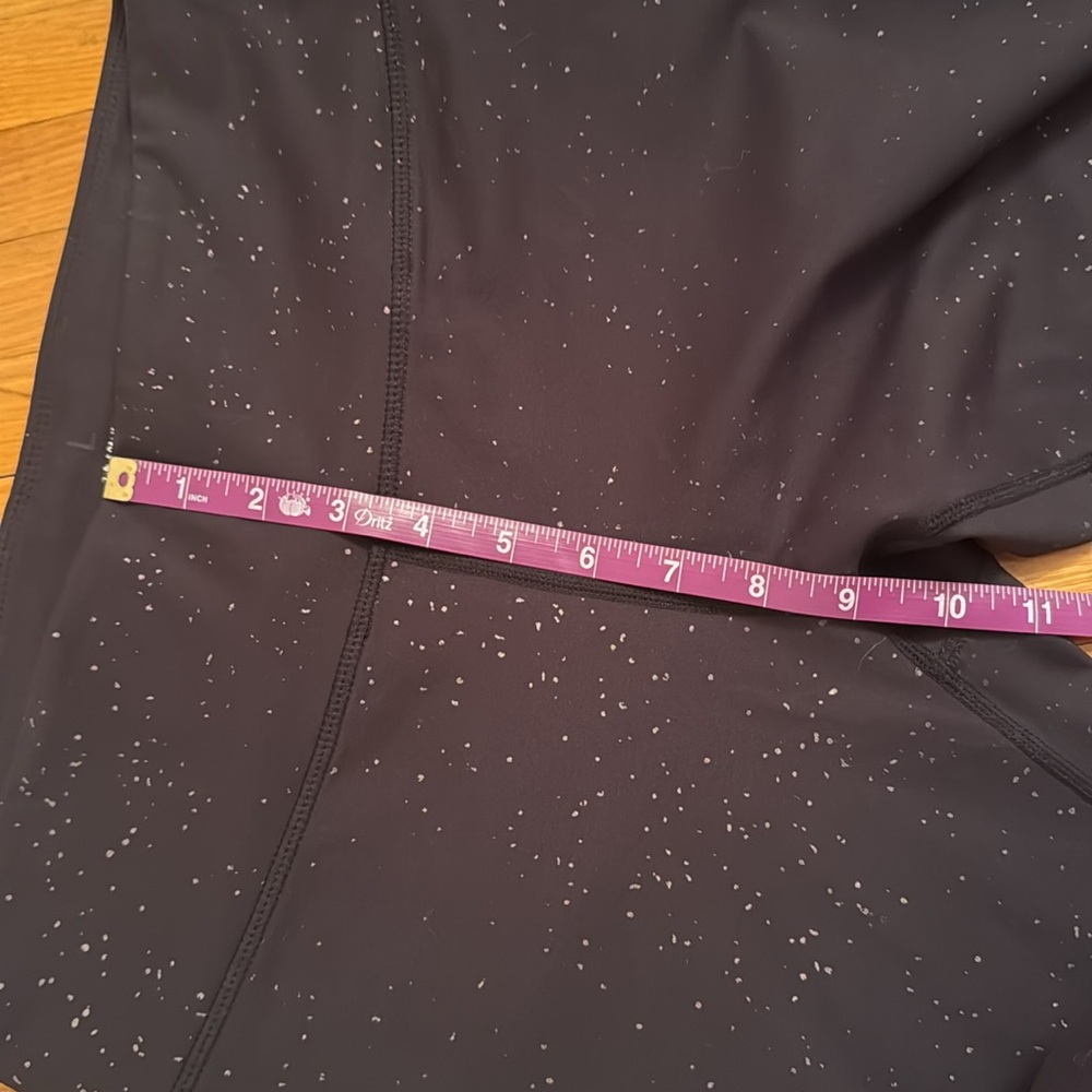 NWOT Black and Silver Speckled Leggings size S - Picture 3 of 5